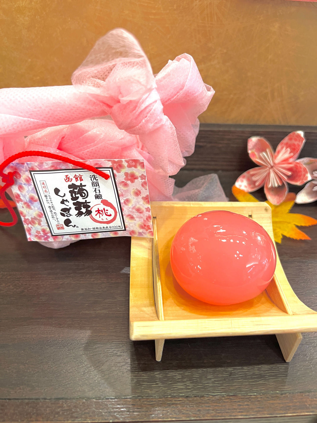 函館店より桃しゃぼんの紹介です。