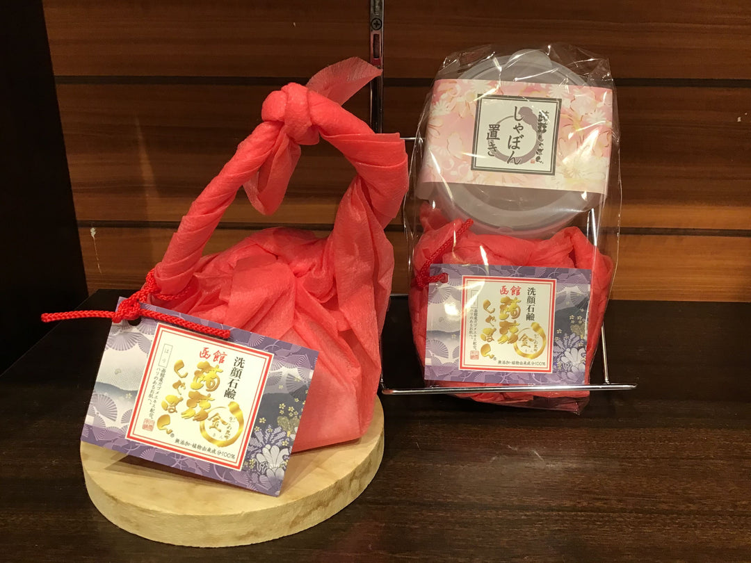函館店より【〈函館限定〉がごめ昆布 金 しゃぼん】の紹介です。