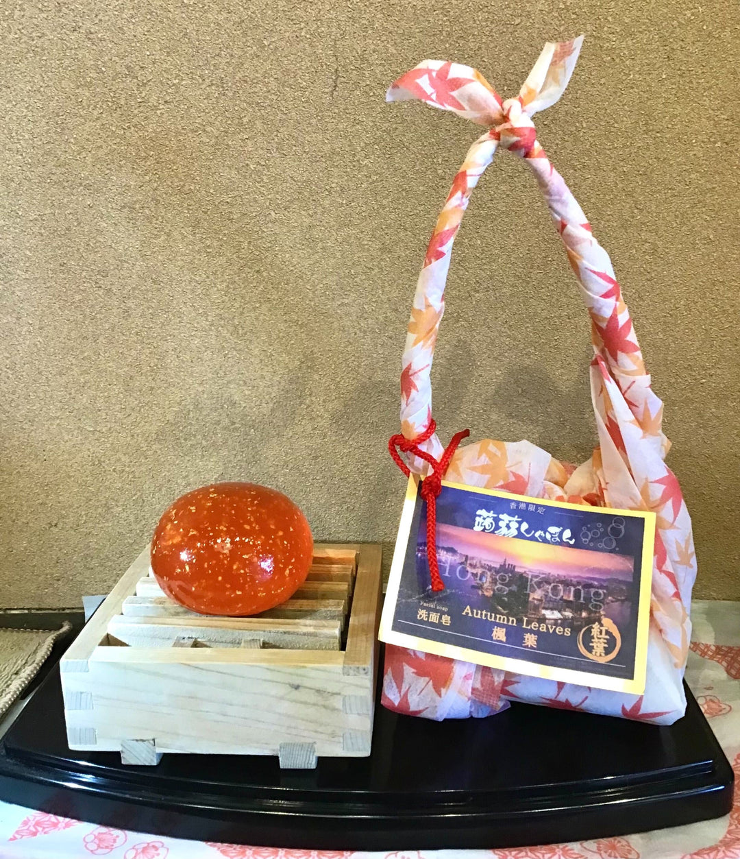 川越店より香港そごう店限定の紅葉しゃぼんの紹介です。